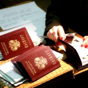 Read more about the article Что обычно нужно для смены паспорта после замужества в 2022 году